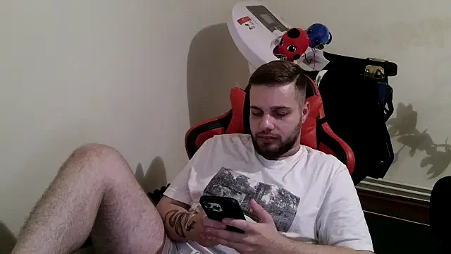 KingAdonisss online show from 10.26.25