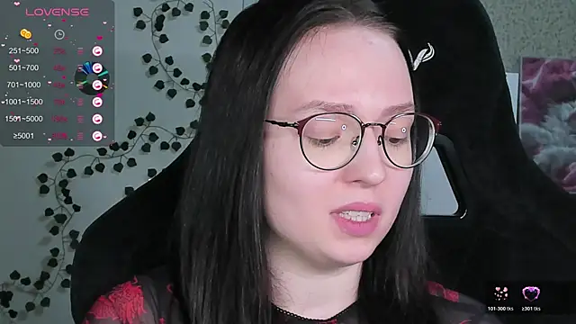 Snapshot of power_robynn chatting on 02.25.26 power robynn online show from 02.25.26