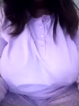 sexyguenda online show from 10.14.25