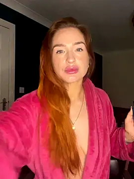 Snapshot of Cherry-L-28 chatting on 12.02.25 Cherry-L-28 online show from 12.02.25