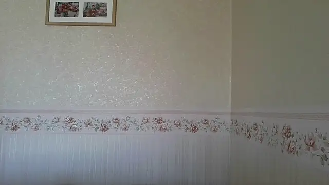 0nlyLola online show from 10.15.25