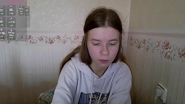 0nlyLola online show from 10.28.25