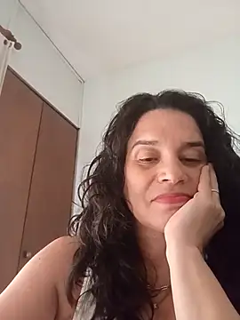 Snapshot of MoritaSalvaj chatting on 10.05.25 MoritaSalvaj online show from 10.05.25