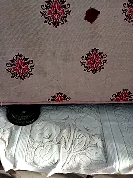 Snapshot of your_crush_2 chatting on 10.04.25 your crush 2 online show from 10.04.25