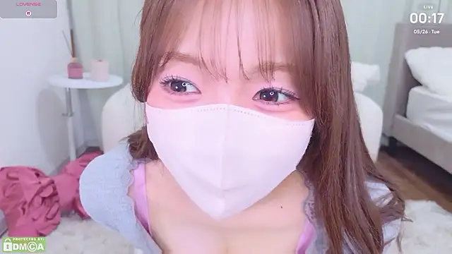 Snapshot of Seira__nn chatting on 05.25.26 Seira nn online show from 05.25.26