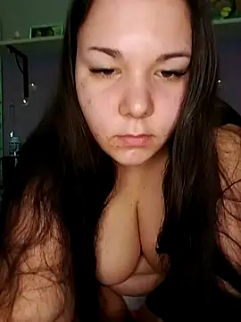 Flora66666 online show from 11.19.25