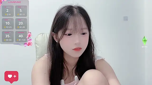 Catlovesapple- online show from 10.04.25