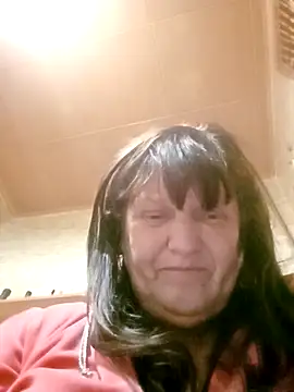 Snapshot of Apeesynka55211 chatting on 09.30.25 Apeesynka55211 online show from 09.30.25