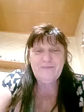 Apeesynka55211 online show from 11.17.25