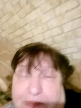 Apeesynka55211 online show from 12.18.25