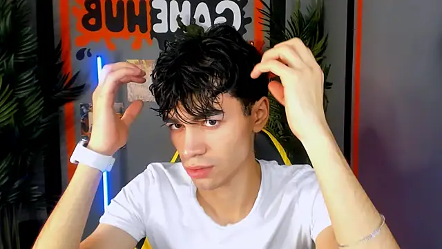 Snapshot of JaremyHarris chatting on 11.11.25 JaremyHarris online show from 11.11.25