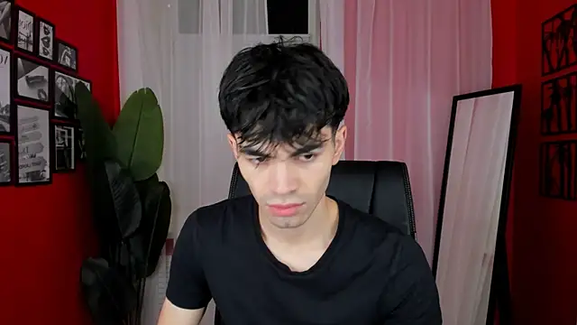 Snapshot of JaremyHarris chatting on 11.15.25 JaremyHarris online show from 11.15.25