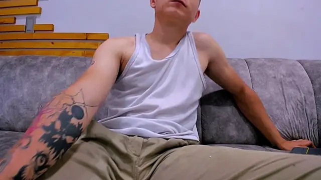 tayler m online show from 09.29.25