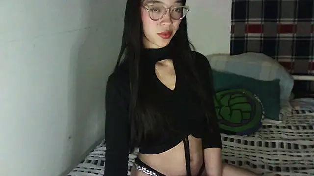 Mikha Ela online show from 11.01.25