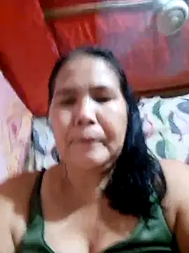 Snapshot of milagrose_rose chatting on 10.17.25 milagrose rose online show from 10.17.25