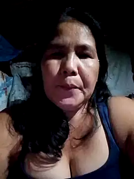 Snapshot of milagrose_rose chatting on 11.14.25 milagrose rose online show from 11.14.25