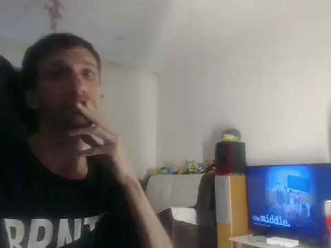 LoyalDoggie online show from 06.05.26