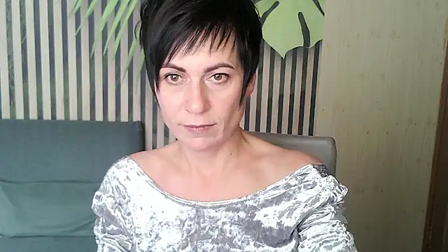 Snapshot of Ashley_Brookss chatting on 10.23.25 Ashley Brookss online show from 10.23.25