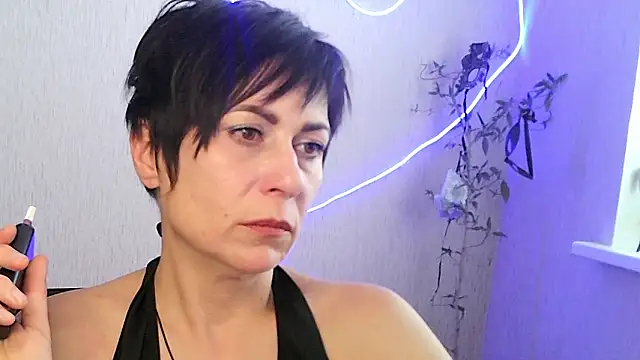 Snapshot of Ashley_Brookss chatting on 11.08.25 Ashley Brookss online show from 11.08.25