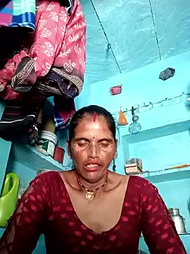 Snapshot of Mohni_cute chatting on 10.02.25 Mohni cute online show from 10.02.25