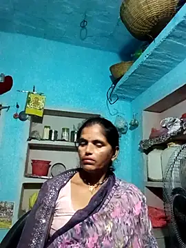 Snapshot of Mohni_cute chatting on 10.15.25 Mohni cute online show from 10.15.25