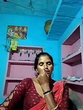 Snapshot of Mohni_cute chatting on 10.23.25 Mohni cute online show from 10.23.25