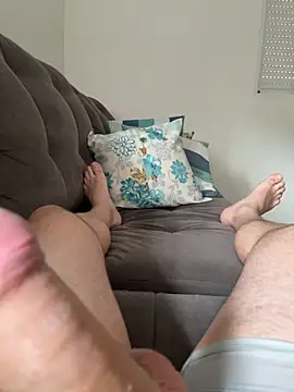 Snapshot of luizrgg chatting on 11.13.25 luizrgg online show from 11.13.25