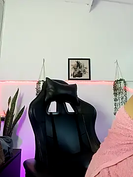 Snapshot of Alana-sweet chatting on 11.03.25 Alana-sweet online show from 11.03.25