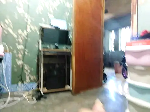 Snapshot of pinay_old_lover chatting on 10.30.25 pinay old lover online show from 10.30.25