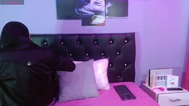 Snapshot of Jazmin_ny chatting on 10.27.25 Jazmin ny online show from 10.27.25