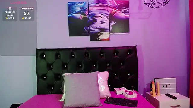 Snapshot of Jazmin_ny chatting on 10.28.25 Jazmin ny online show from 10.28.25