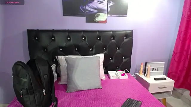 Snapshot of Jazmin_ny chatting on 10.29.25 Jazmin ny online show from 10.29.25