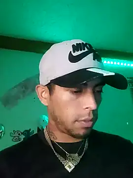 Alixkil online show from 10.19.25