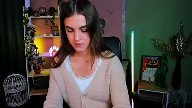 lina fox12 online show from 10.17.25