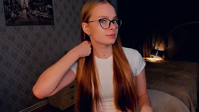 Snapshot of LibbyVenzeio chatting on 11.06.25 LibbyVenzeio online show from 11.06.25