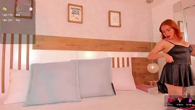 Snapshot of LucianaWainN chatting on 11.06.25 LucianaWainN online show from 11.06.25