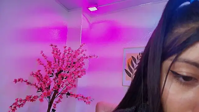 Gabriela milani online show from 10.08.25