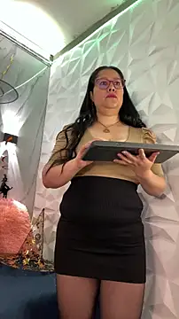 Snapshot of Marianasmitt chatting on 11.01.25 Marianasmitt online show from 11.01.25