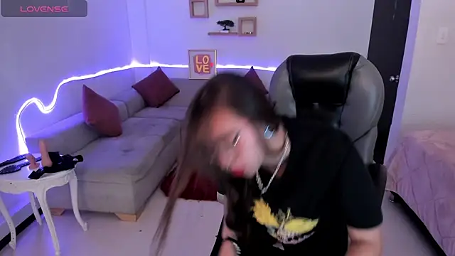 Snapshot of Scarlett__Cooper__ chatting on 11.10.25 Scarlett Cooper online show from 11.10.25