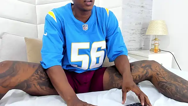 jax black online show from 10.11.25