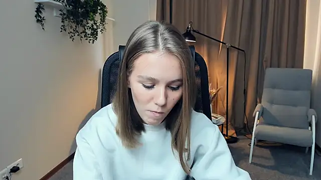 TienKnous online show from 10.05.25