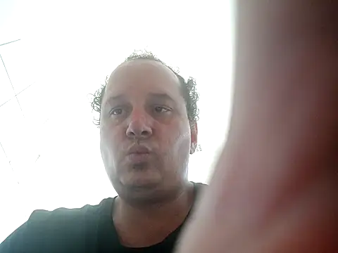 Snapshot of macKnd chatting on 10.14.25 macKnd online show from 10.14.25