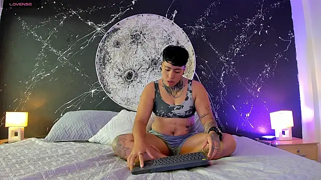 Snapshot of JoaoAndLexy chatting on 11.03.25 JoaoAndLexy online show from 11.03.25