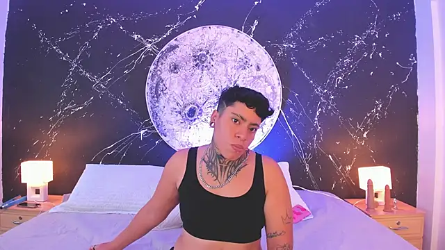 Snapshot of JoaoAndLexy chatting on 11.06.25 JoaoAndLexy online show from 11.06.25