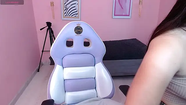 Chloe santana  online show from 09.29.25