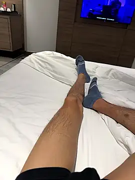 HenryLee1983-cums online show from 01.09.26