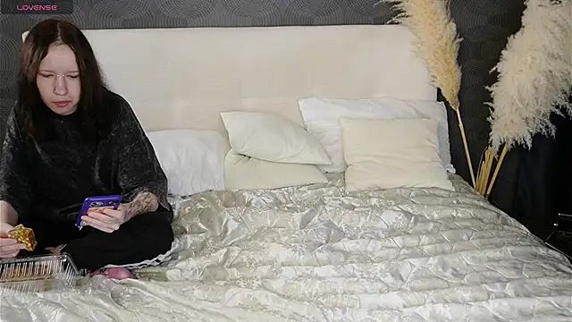 Snapshot of soft_sofi_ chatting on 10.12.25 soft sofi online show from 10.12.25