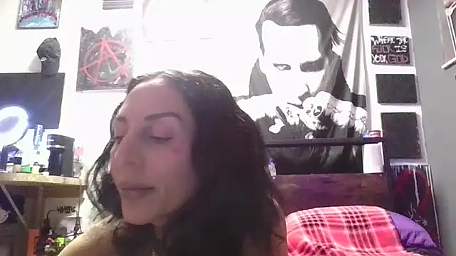 Snapshot of inkdhollow1 chatting on 11.01.25 inkdhollow1 online show from 11.01.25