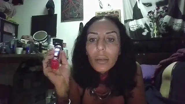 Snapshot of inkdhollow1 chatting on 11.04.25 inkdhollow1 online show from 11.04.25