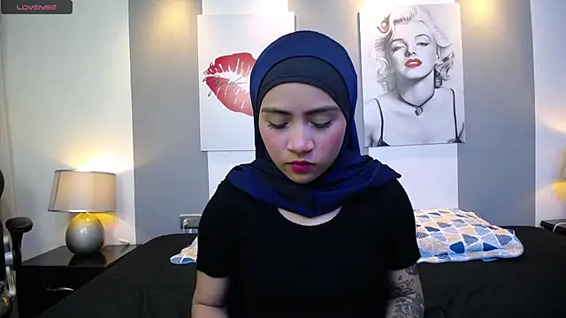 Neesha   online show from 11.01.25